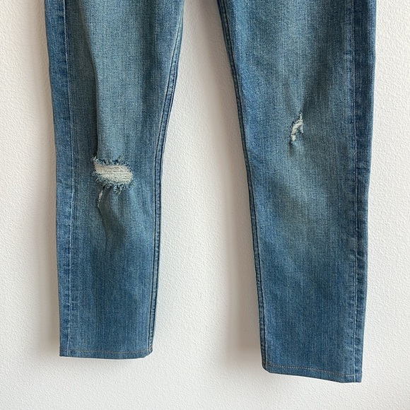 Rag & bone Fit 1 Low-Rise Fire Island Extra Slim Fit Light Indigo Jeans - Picture 8 of 16